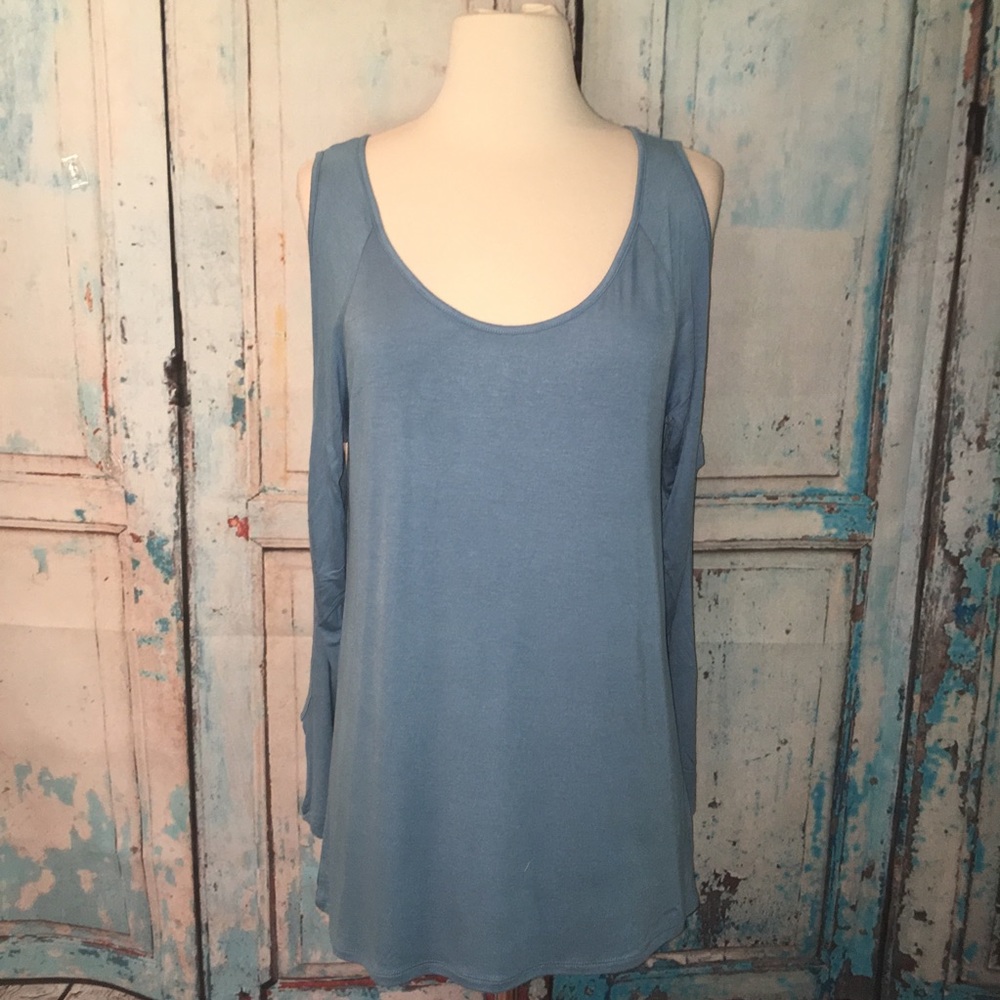 LONG SLEEVE TOP